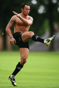 259b1544383390.gif