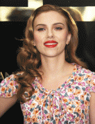 Scarlett Johansson Launches Dolce & Gabbana