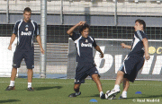4c053a45150463.gif