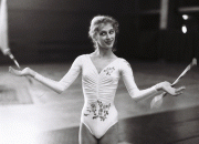 Vos photos favorites de gymnastes ! 8c7b355993216