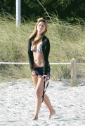 f37d5861373277.gif